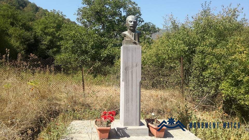 Destruction of the Bust of Tevan Stepanyan in Tumi Village of Hadrut ...